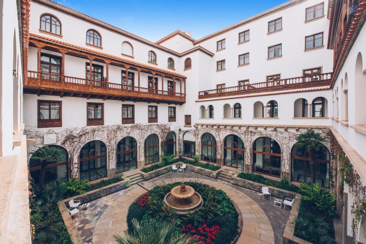Iberostar Heritage Grand Mencey Santa Cruz de Tenerife Esterno foto The courtyard of the hotel