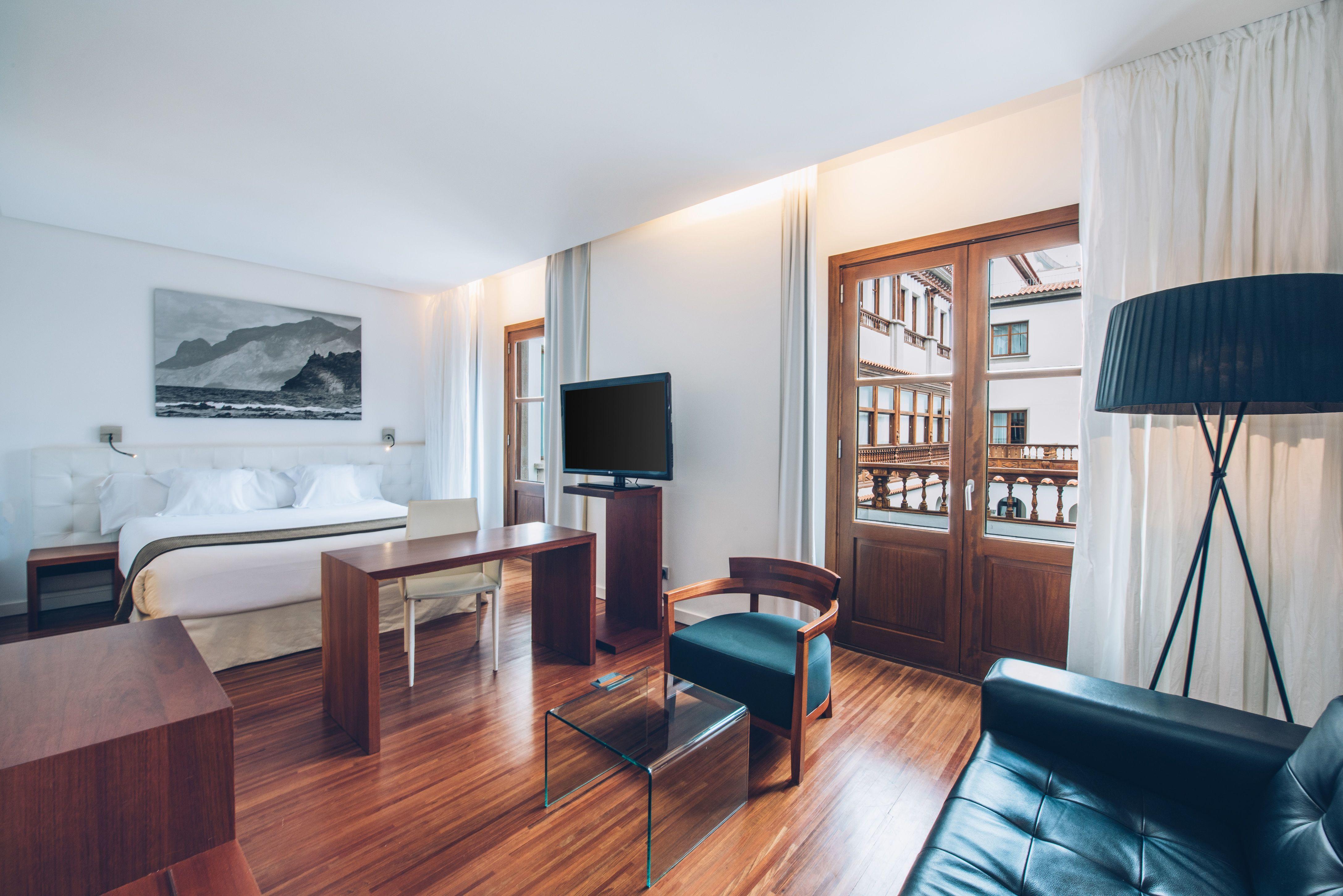 Iberostar Heritage Grand Mencey Santa Cruz de Tenerife Esterno foto A room at the hotel