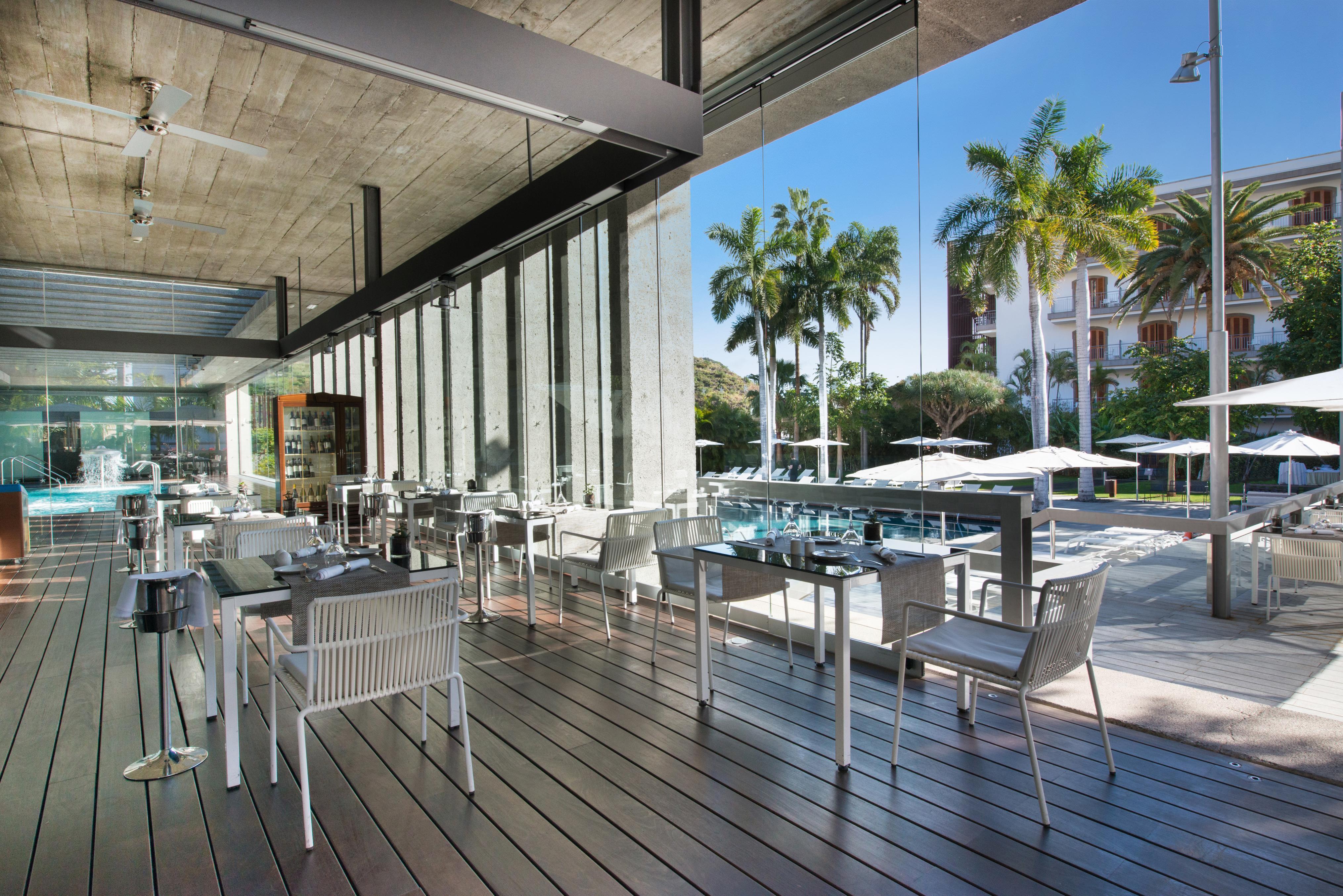 Iberostar Heritage Grand Mencey Santa Cruz de Tenerife Esterno foto The Deck at Island Gardens