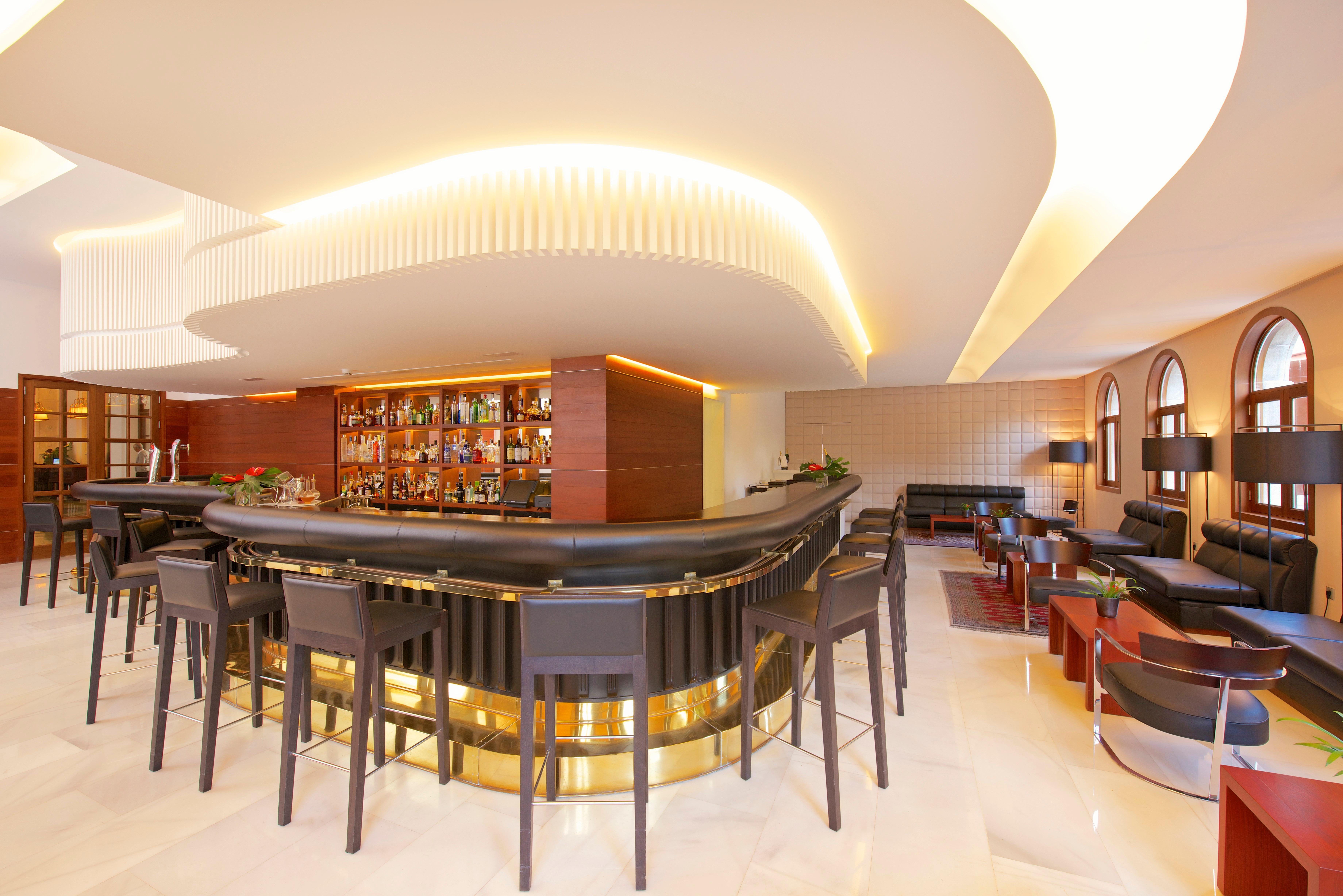 Iberostar Heritage Grand Mencey Santa Cruz de Tenerife Esterno foto The bar at the hotel