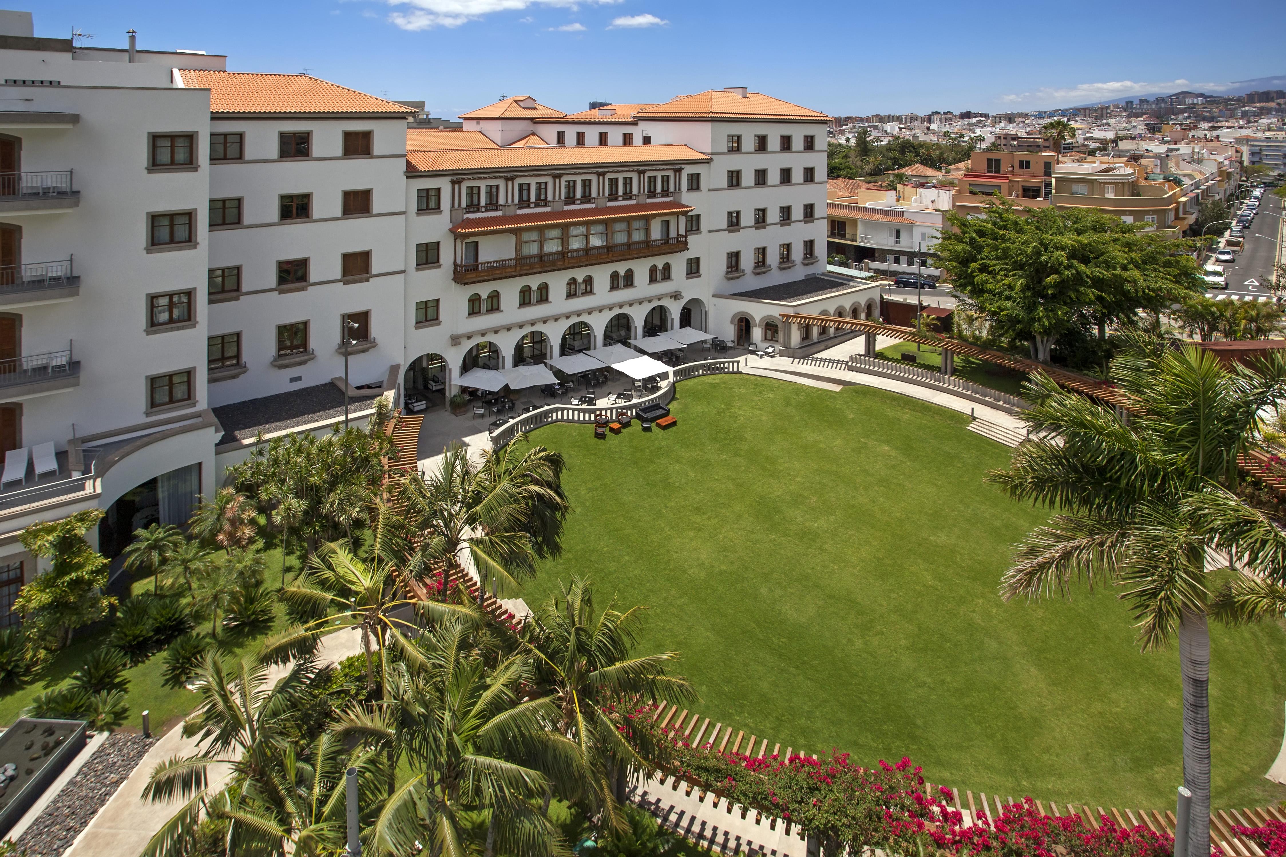 Iberostar Heritage Grand Mencey Santa Cruz de Tenerife Esterno foto The hotel's gardens