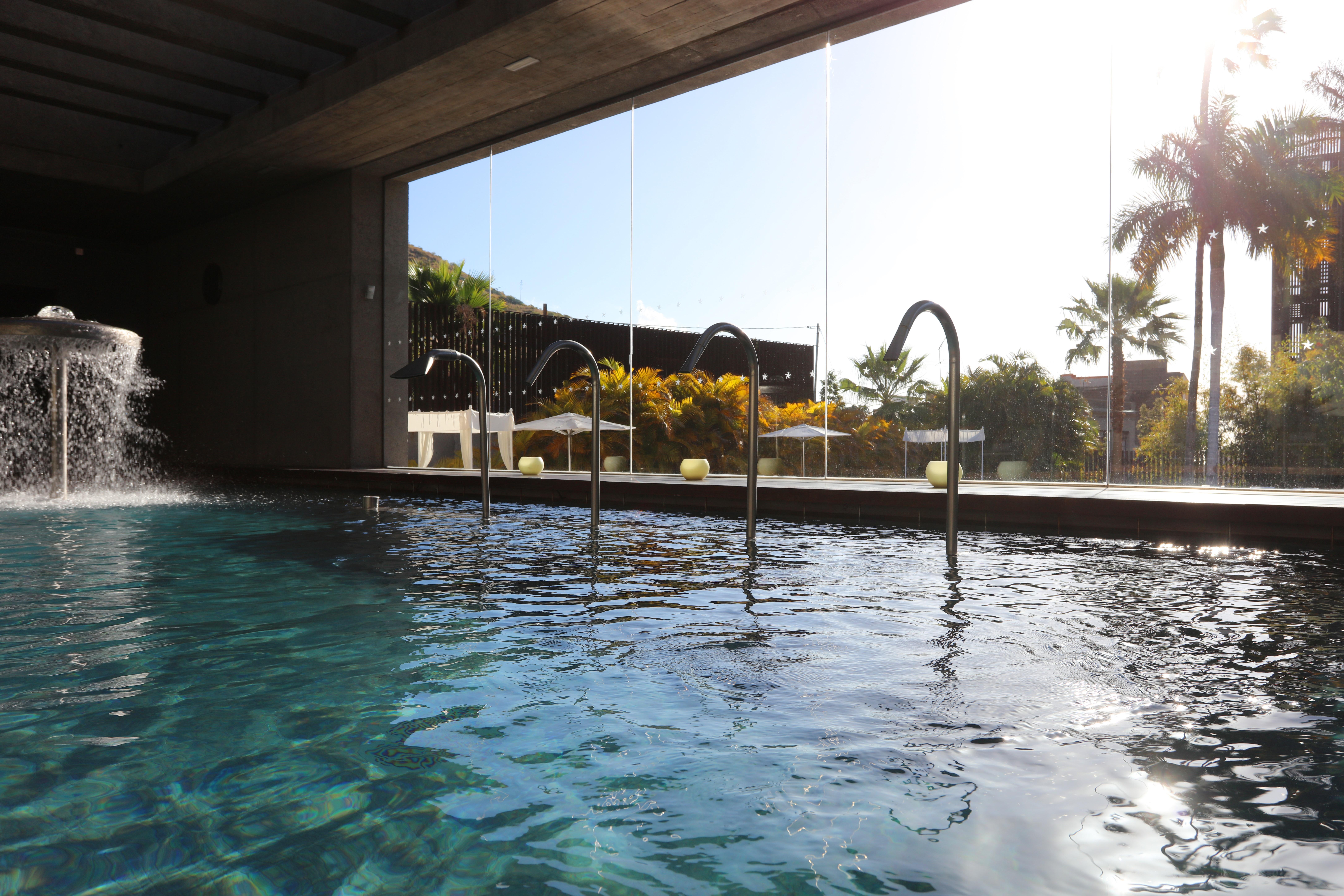 Iberostar Heritage Grand Mencey Santa Cruz de Tenerife Esterno foto The pool at the hotel